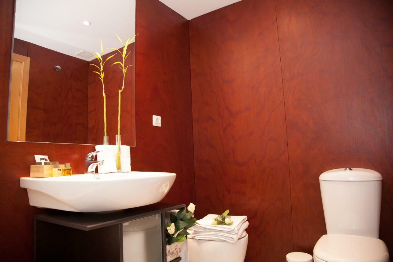 Dean Dos Catedrales Apartment Сарагоса Екстериор снимка